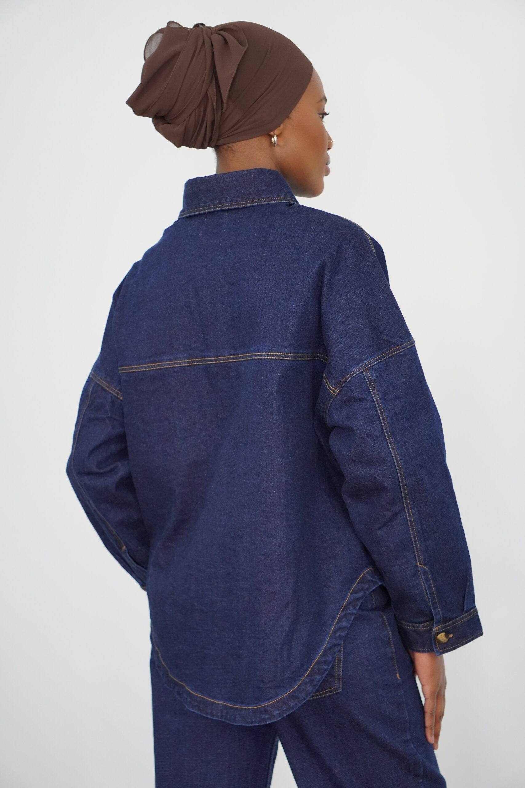 veste en jean oversize modeste