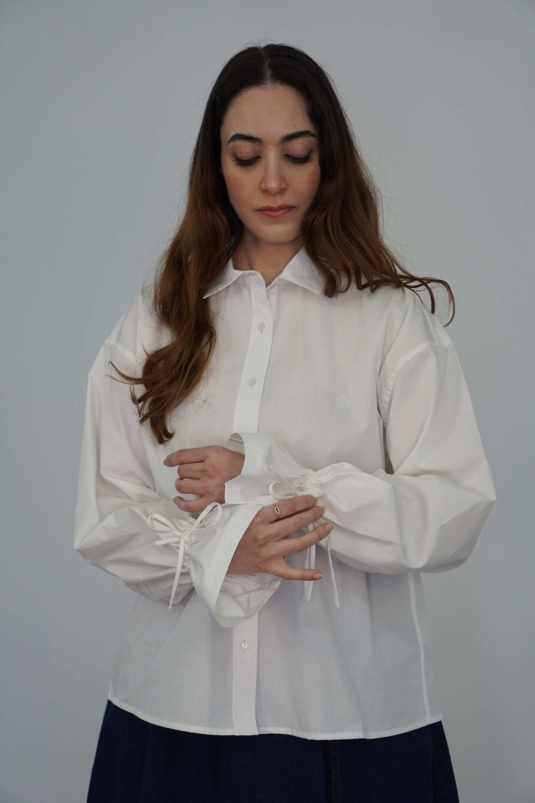 chemise oversize à volants modeste