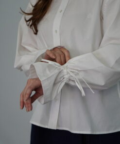 chemise oversize à volants modeste